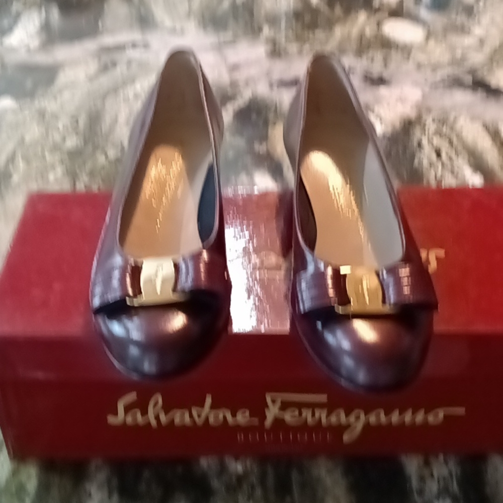 Women's Salvatore Ferragamo Classic Heels